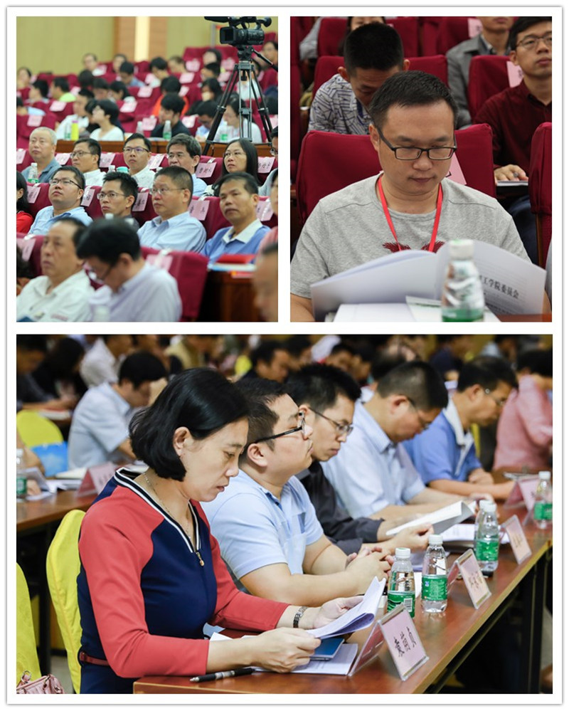 学员学习拼图